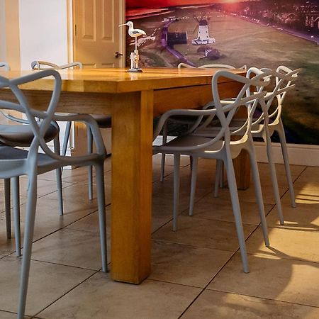 Sunny Seaside Beach House Lytham Centre Sleeps 8 Lytham St Annes Ngoại thất bức ảnh